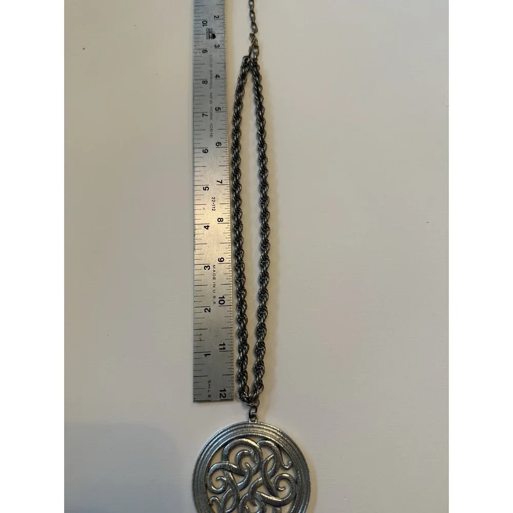 VTG LINSER Twisted Chain Necklace 18